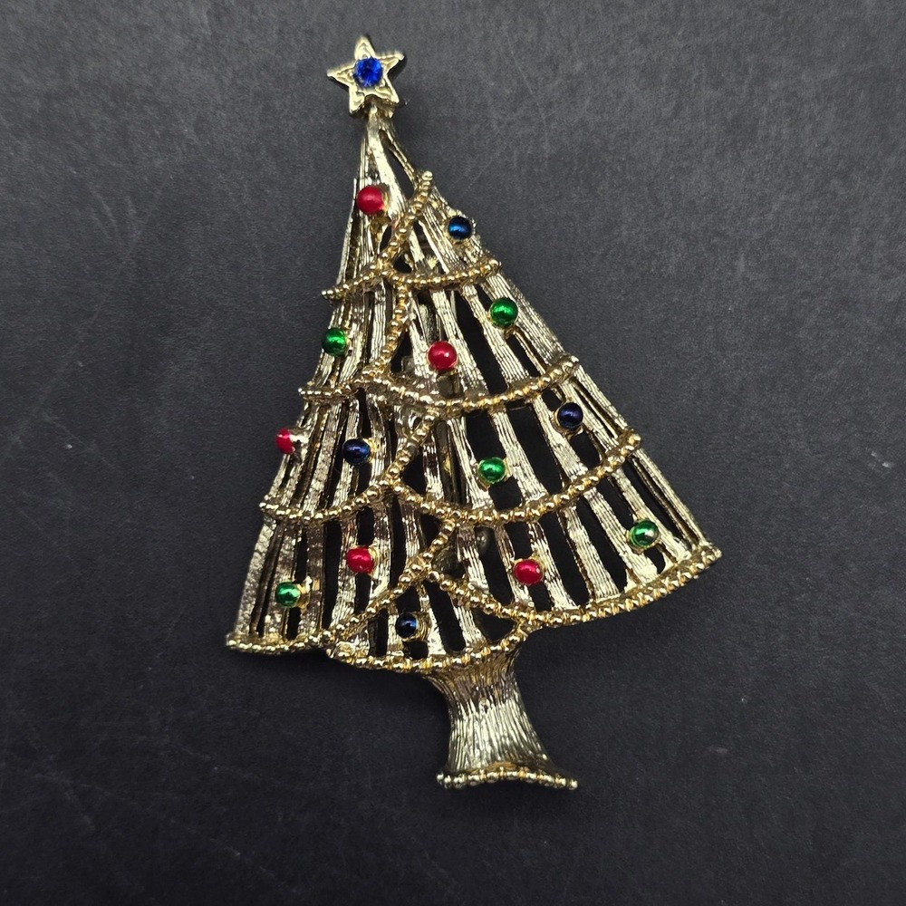 Gerry's Christmas Tree Brooch Gold Tone Red Green Enamel